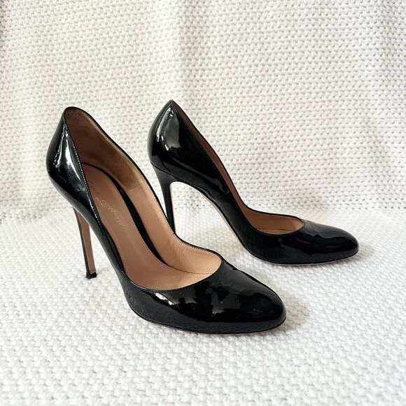 Gianvito Rossi Black Patent Leather Stiletto Heel Almond Toe Classic Pumps 39 - Picture 1 of 16